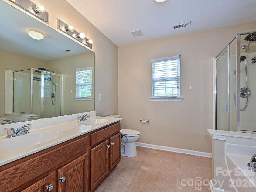 4708 Sandtyn Drive, Waxhaw, NC 28173.  MLS# CAR4419750, YatesRealty ID 47883. 