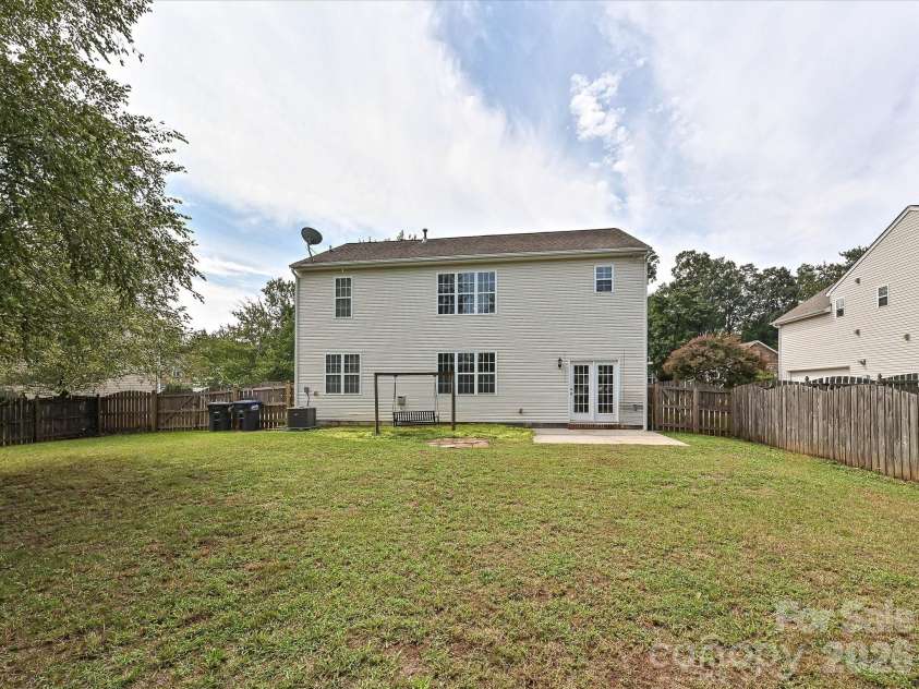 4708 Sandtyn Drive, Waxhaw, NC 28173.  MLS# CAR4419750, YatesRealty ID 47883. 