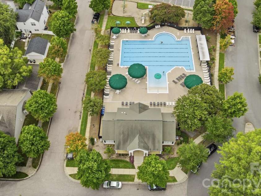 11402 Heritage Green Drive, Cornelius, NC 28031.  MLS# CAR4413381, YatesRealty ID 47889. 