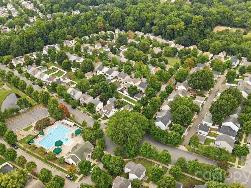 11402 Heritage Green Drive, Cornelius, NC 28031.  MLS# CAR4413381, YatesRealty ID 47889. 