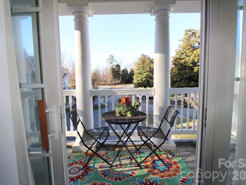 1364 21st Avenue, Hickory, NC 28601.  MLS# CAR4335638, YatesRealty ID 4789. 