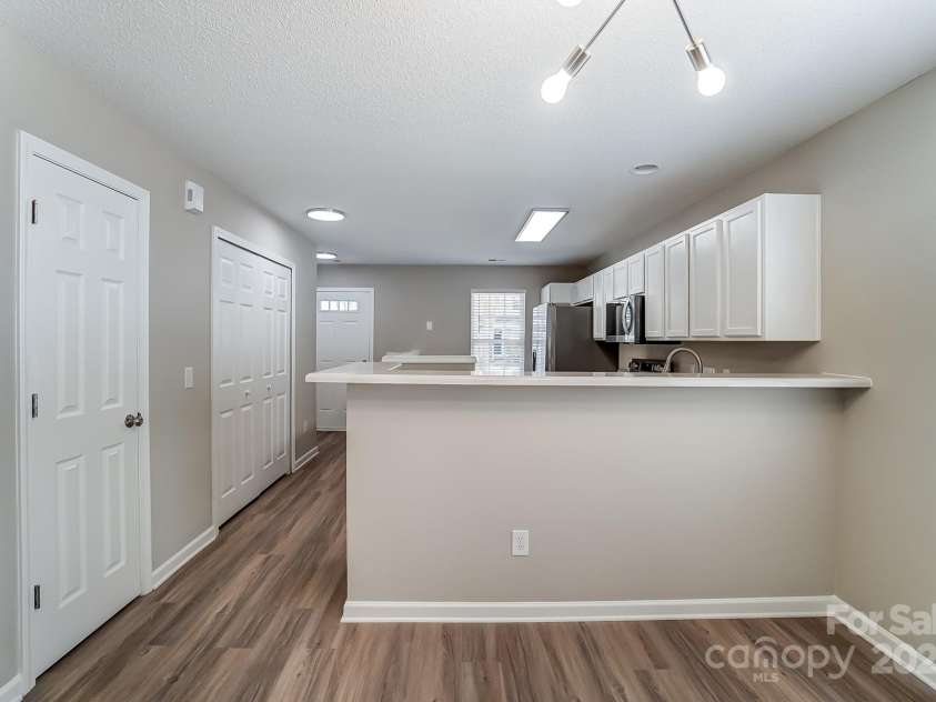 16729 Timber Crossing Road, Charlotte, NC 28213.  MLS# CAR4237038, YatesRealty ID 4789. 