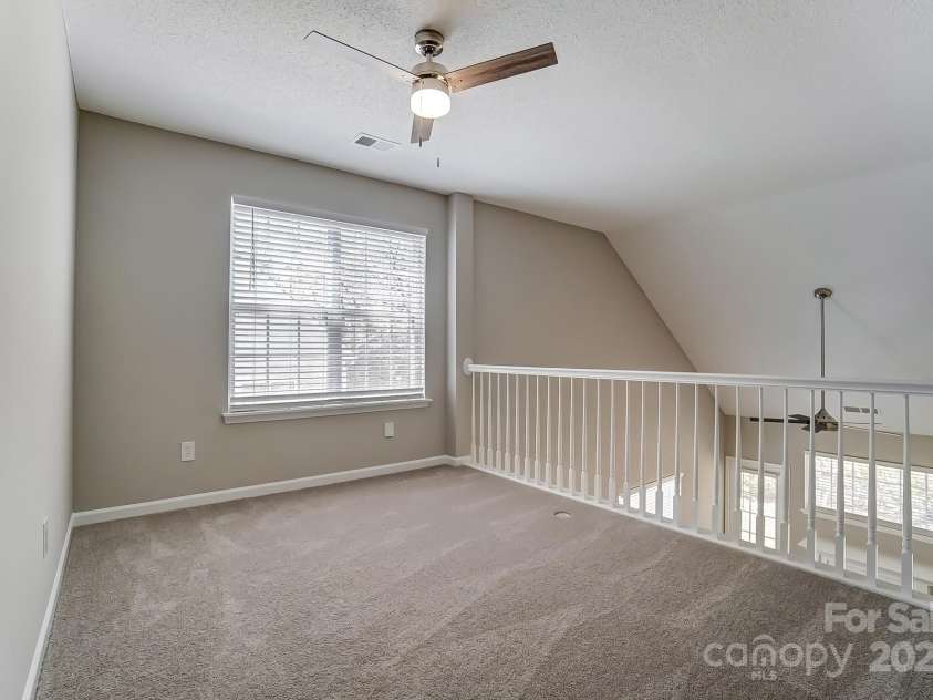 16729 Timber Crossing Road, Charlotte, NC 28213.  MLS# CAR4237038, YatesRealty ID 4789. 