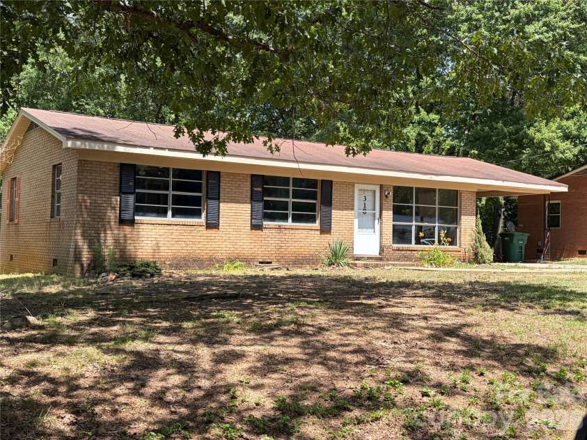 318 Shady Lane, Norwood, NC 28128.  MLS# CAR4397580, YatesRealty ID 47892. 