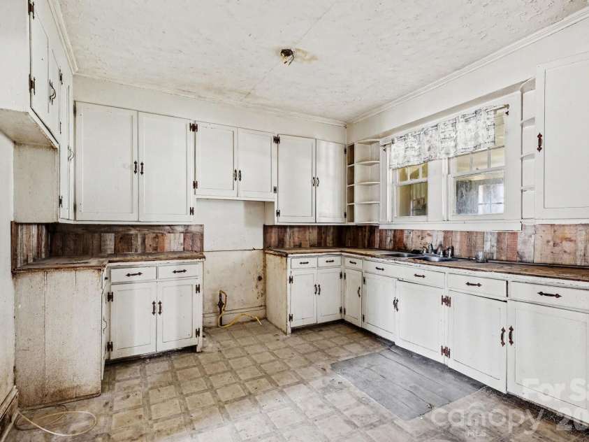 1411 Ludwick Heights Lane, Salisbury, NC 28147.  MLS# CAR4419308, YatesRealty ID 47894. 