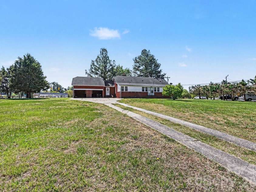 1411 Ludwick Heights Lane, Salisbury, NC 28147.  MLS# CAR4419308, YatesRealty ID 47894. 