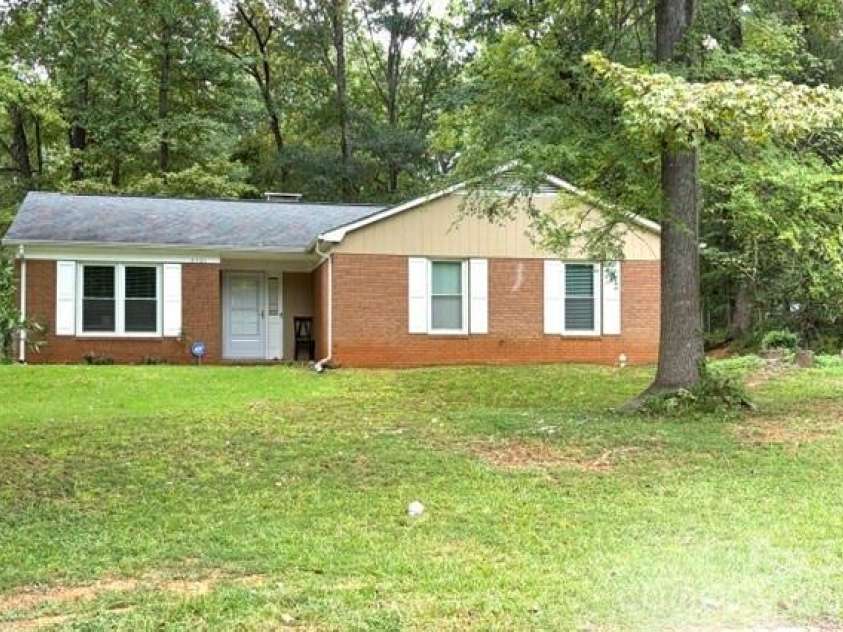 5701 Trotters Ridge Road, Charlotte, NC 28227.  MLS# CAR4419787, YatesRealty ID 47898. Front view