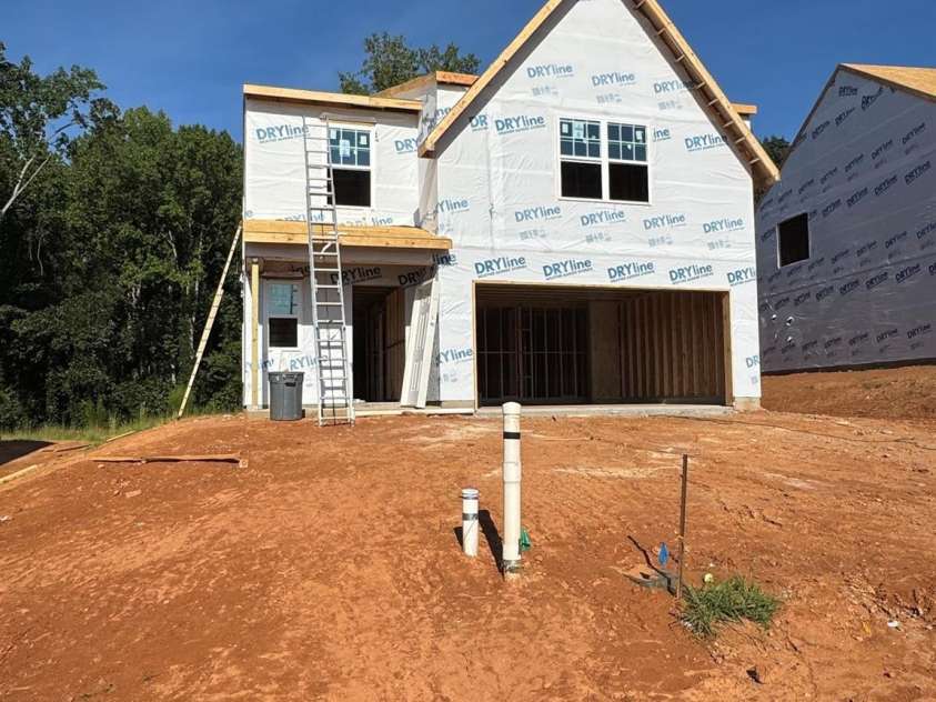 1926 Sunflower Circle, Newton, NC 28658.  MLS# CAR4419797, YatesRealty ID 47899. 