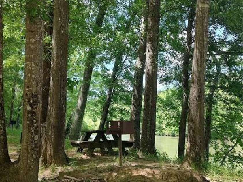 105 Cranberry Lane, Mooresboro, NC 28114.  MLS# CAR4313319, YatesRealty ID 479. 