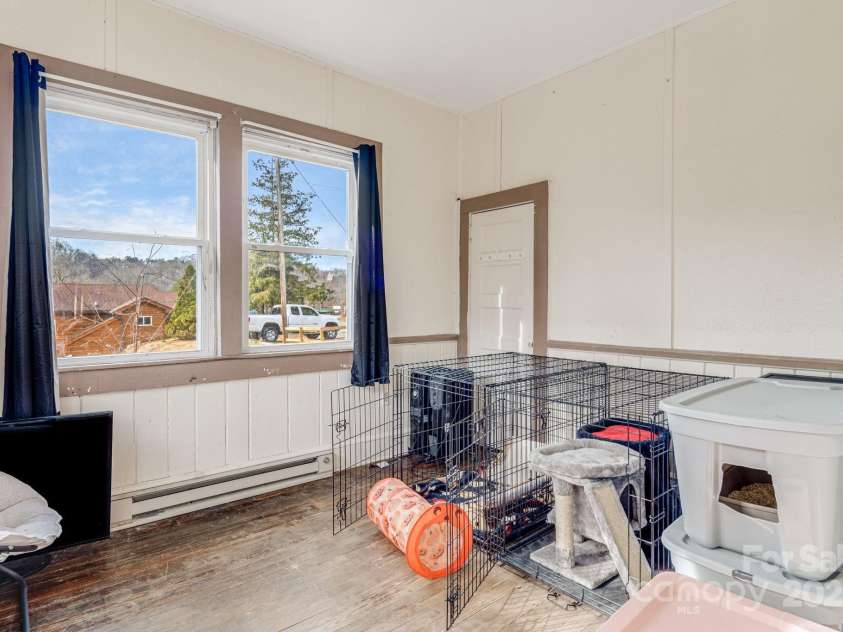 5454 Ela Road, Bryson City, NC 28713.  MLS# CAR4209727, YatesRealty ID 479. 