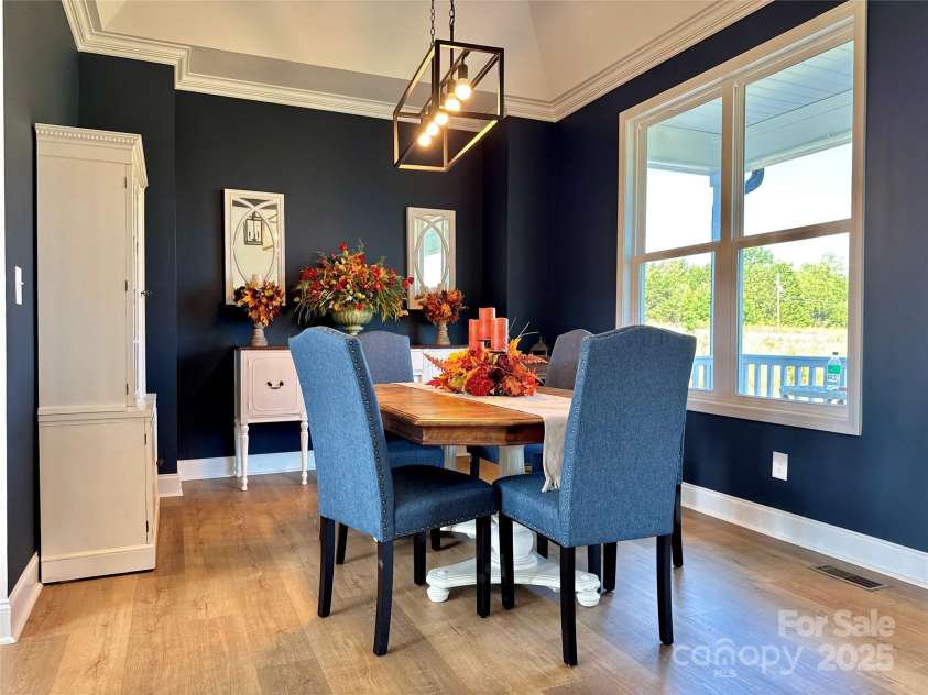 107 Toney Hill Drive, Ellenboro, NC 28040.  MLS# CAR4306922, YatesRealty ID 4790. 