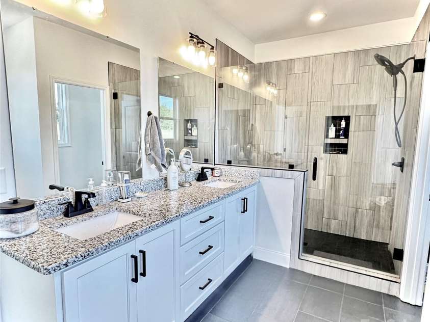 107 Toney Hill Drive, Ellenboro, NC 28040.  MLS# CAR4306922, YatesRealty ID 4790. 