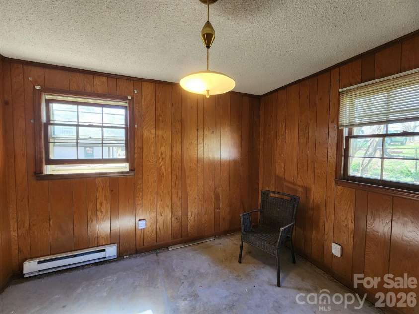 217 Saint John Street, Dallas, NC 28034.  MLS# CAR4359136, YatesRealty ID 4790. 