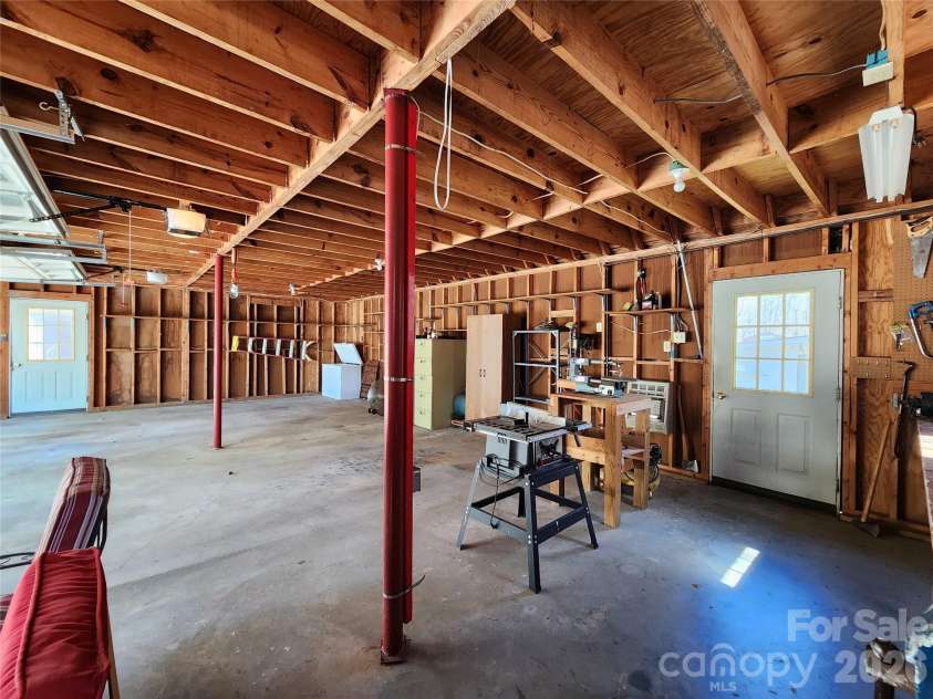 217 Saint John Street, Dallas, NC 28034.  MLS# CAR4359136, YatesRealty ID 4790. 