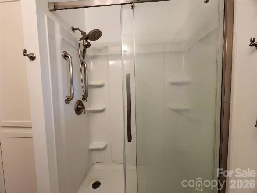 217 Saint John Street, Dallas, NC 28034.  MLS# CAR4359136, YatesRealty ID 4790. 