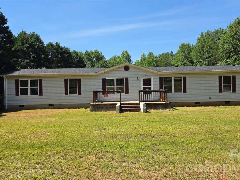 2341 Nc 18 US 64 Highway, Morganton, NC 28655.  MLS# CAR4419752, YatesRealty ID 47900. 