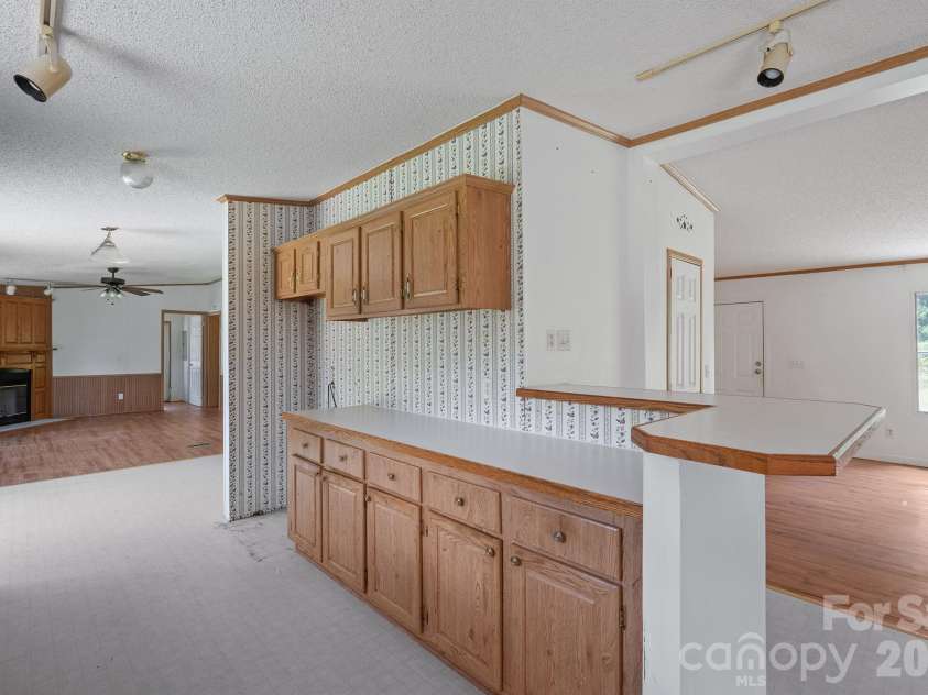 2341 Nc 18 US 64 Highway, Morganton, NC 28655.  MLS# CAR4419752, YatesRealty ID 47900. 