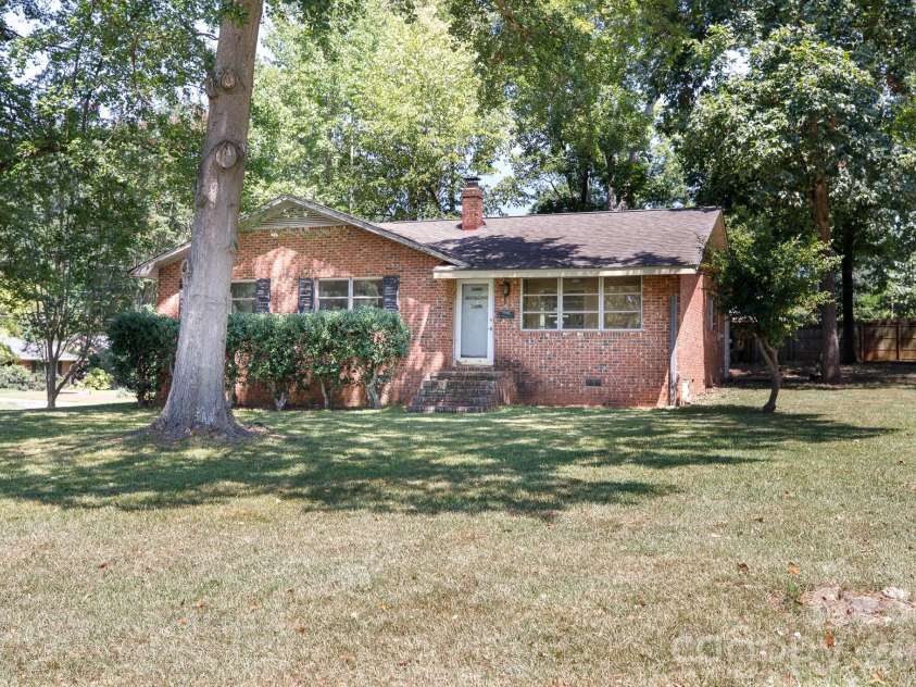 122 Gregg Street, Fort Mill, SC 29715.  MLS# CAR4419794, YatesRealty ID 47901. 