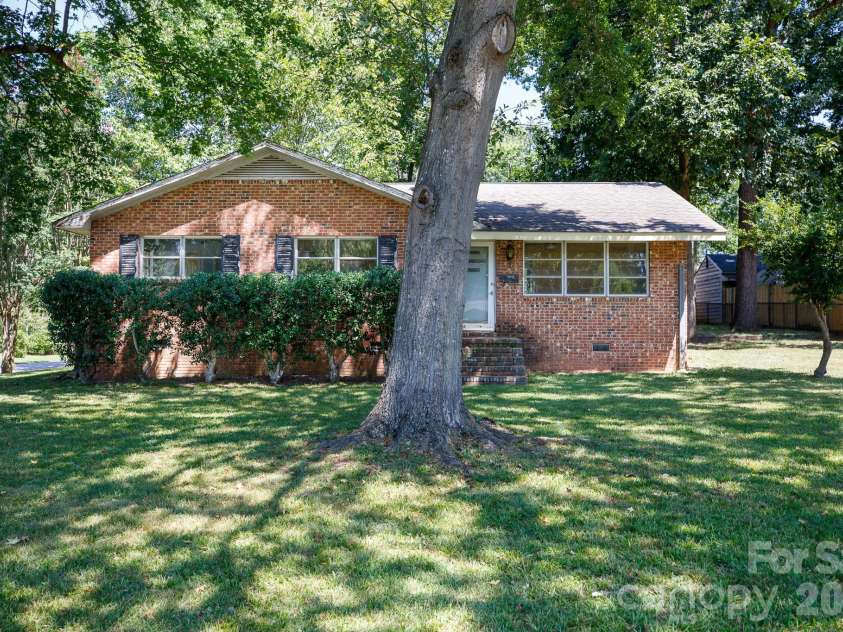122 Gregg Street, Fort Mill, SC 29715.  MLS# CAR4419794, YatesRealty ID 47901. 
