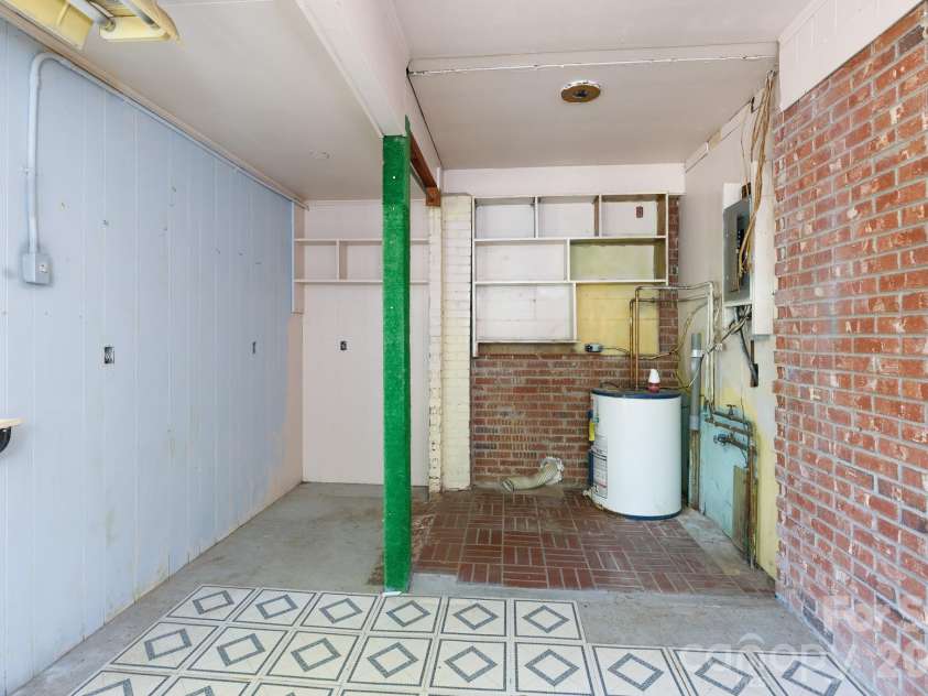 122 Gregg Street, Fort Mill, SC 29715.  MLS# CAR4419794, YatesRealty ID 47901. 