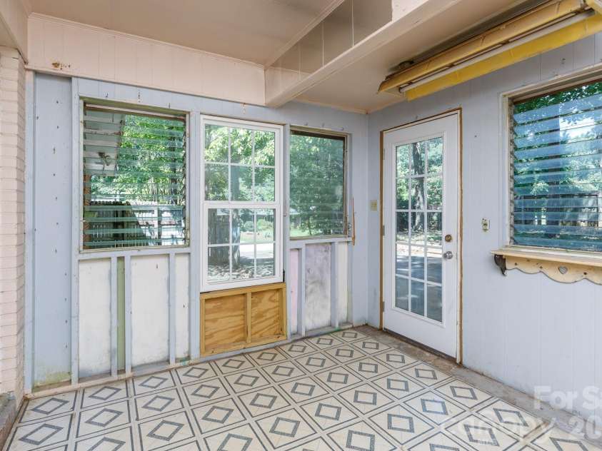 122 Gregg Street, Fort Mill, SC 29715.  MLS# CAR4419794, YatesRealty ID 47901. 