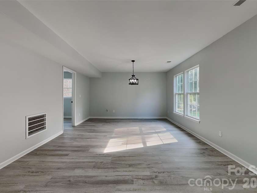 9428 White Cedar Court, Charlotte, NC 28213.  MLS# CAR4419801, YatesRealty ID 47902. 