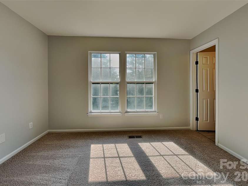 9428 White Cedar Court, Charlotte, NC 28213.  MLS# CAR4419801, YatesRealty ID 47902. 