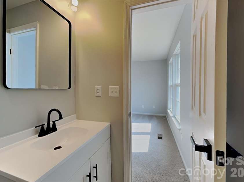 9428 White Cedar Court, Charlotte, NC 28213.  MLS# CAR4419801, YatesRealty ID 47902. 