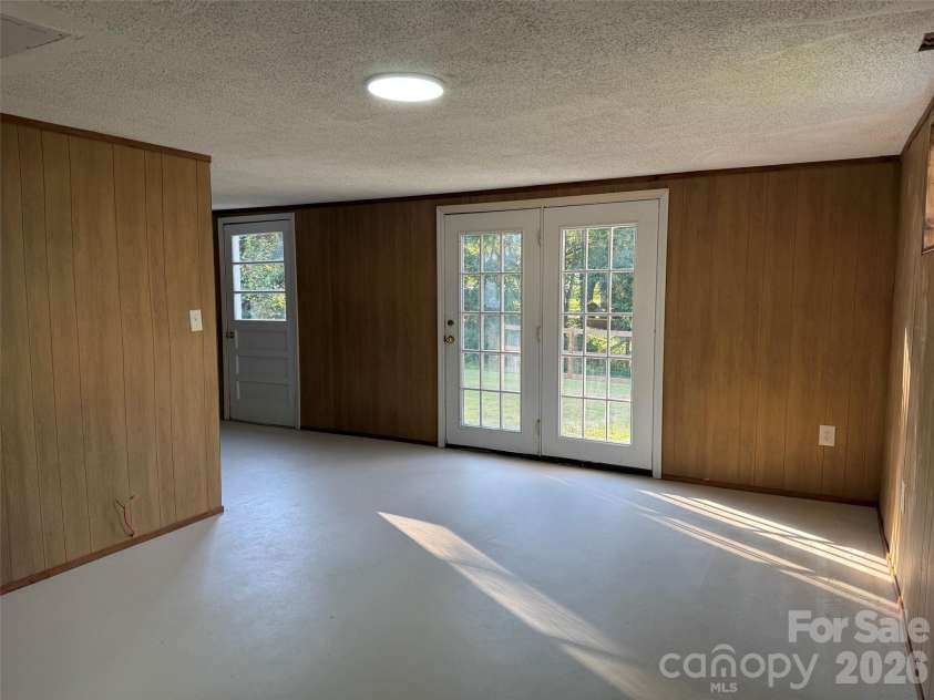 163 Meadowbrook Lane, Marion, NC 28752.  MLS# CAR4417340, YatesRealty ID 47903. 