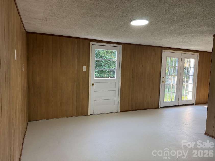 163 Meadowbrook Lane, Marion, NC 28752.  MLS# CAR4417340, YatesRealty ID 47903. 
