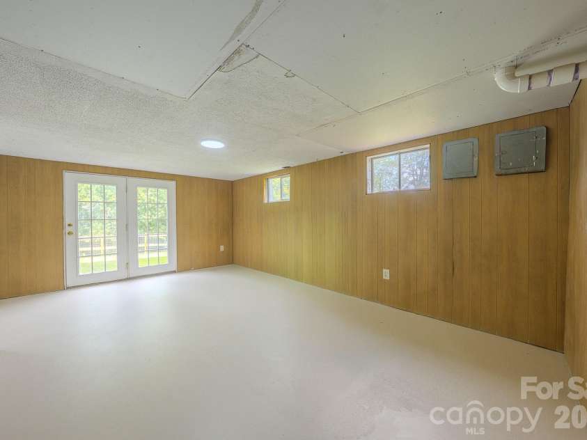 163 Meadowbrook Lane, Marion, NC 28752.  MLS# CAR4417340, YatesRealty ID 47903. Basement Bonus Rooms