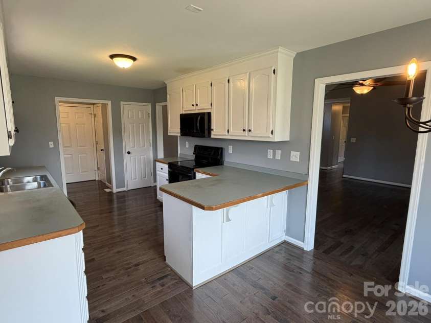 141 Walking Horse Run, Stanley, NC 28164.  MLS# CAR4419796, YatesRealty ID 47905. 