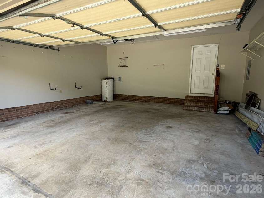 141 Walking Horse Run, Stanley, NC 28164.  MLS# CAR4419796, YatesRealty ID 47905. 