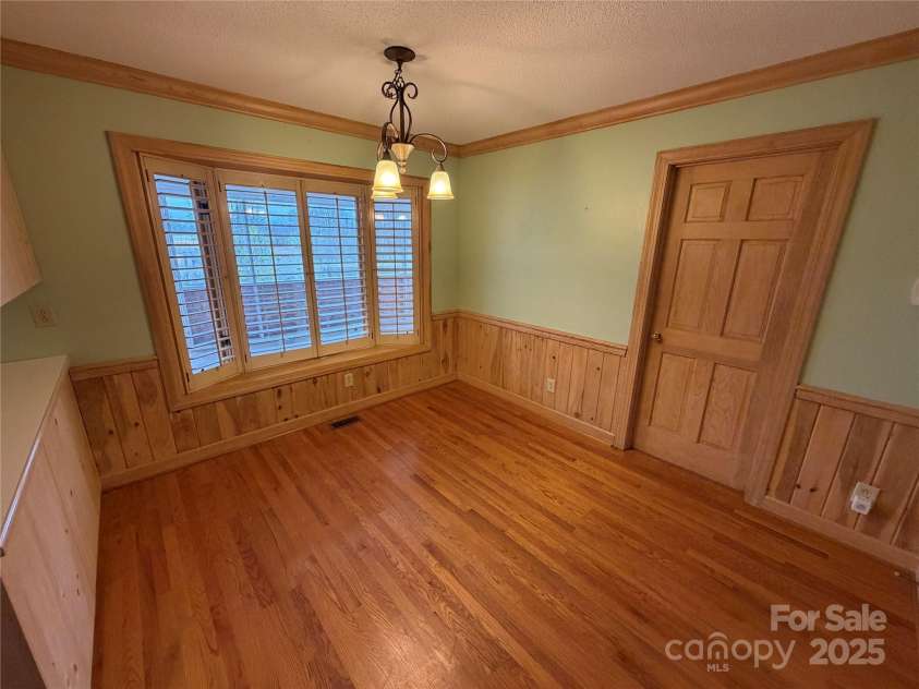 148 Buck Fraley Road, Cherryville, NC 28021.  MLS# CAR4334378, YatesRealty ID 4791. 