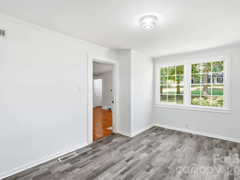 1901 Linwood Road, Gastonia, NC 28052.  MLS# CAR4419175, YatesRealty ID 47910. 