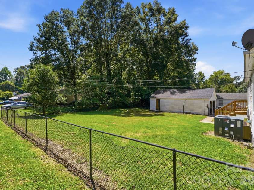1901 Linwood Road, Gastonia, NC 28052.  MLS# CAR4419175, YatesRealty ID 47910. 