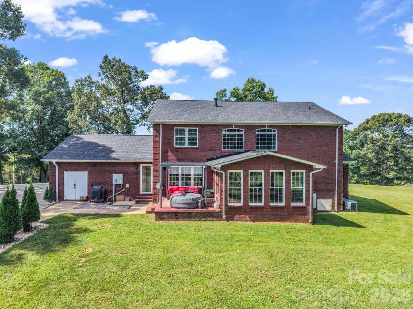 441 Whitaker Road, Shelby, NC 28152.  MLS# CAR4419701, YatesRealty ID 47913. 