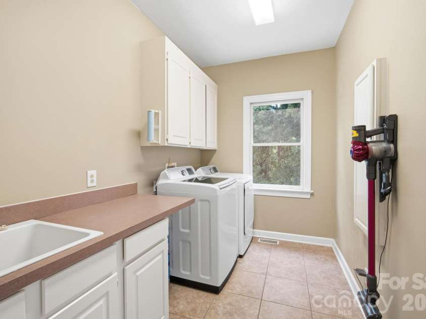 825 Timberlane Trail, Salisbury, NC 28147.  MLS# CAR4419833, YatesRealty ID 47914. 
