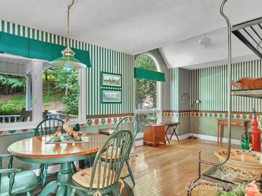 101 Valley Hill Drive, Hendersonville, NC 28791.  MLS# CAR4411747, YatesRealty ID 47915. 