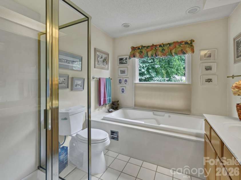 101 Valley Hill Drive, Hendersonville, NC 28791.  MLS# CAR4411747, YatesRealty ID 47915. 
