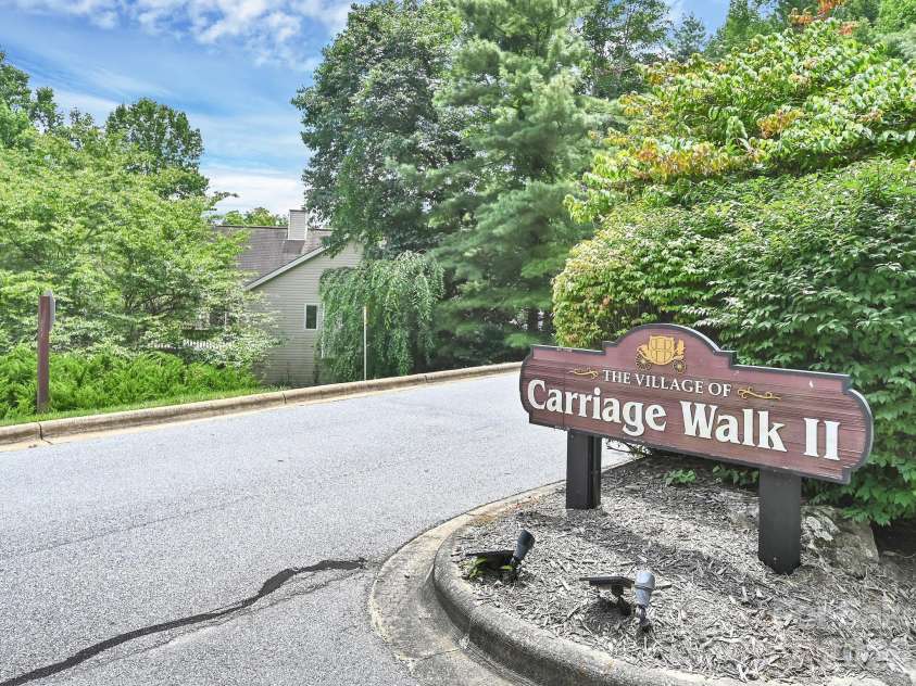 101 Valley Hill Drive, Hendersonville, NC 28791.  MLS# CAR4411747, YatesRealty ID 47915. 