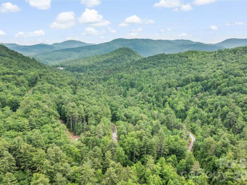 68 Huckleberry Ridge Lane, Zirconia, NC 28790.  MLS# CAR4419840, YatesRealty ID 47916. 