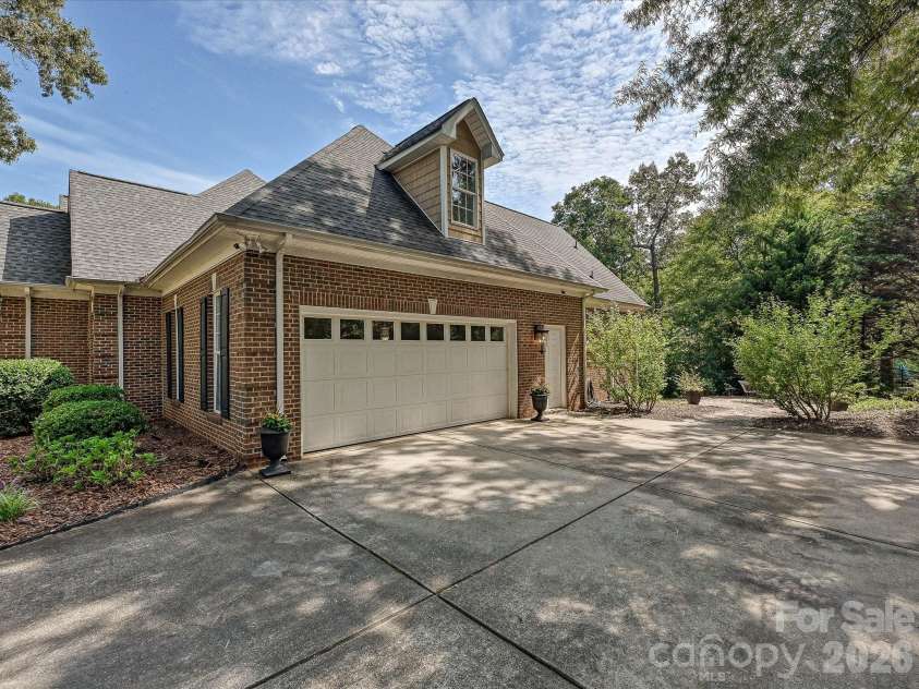 2801 Telefair Lane, Monroe, NC 28110.  MLS# CAR4418481, YatesRealty ID 47917. 