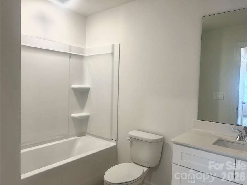 5021 Poplin Valley, Cherryville, NC 28021.  MLS# CAR4419741, YatesRealty ID 47918. Guest Bath