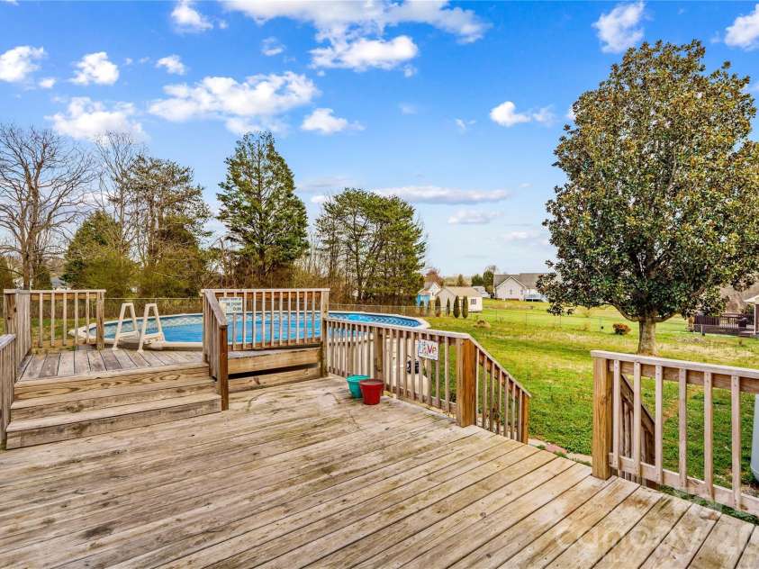 158 Rumple Hill Drive, Statesville, NC 28677.  MLS# CAR4355841, YatesRealty ID 4792. Deck
