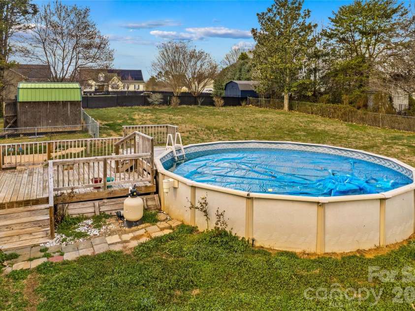 158 Rumple Hill Drive, Statesville, NC 28677.  MLS# CAR4355841, YatesRealty ID 4792. Pool