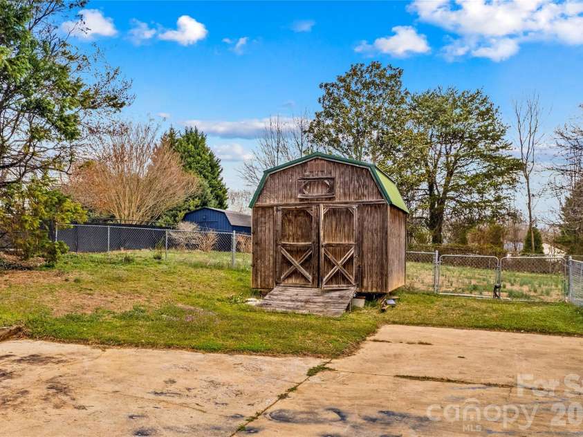 158 Rumple Hill Drive, Statesville, NC 28677.  MLS# CAR4355841, YatesRealty ID 4792. Storage Building 