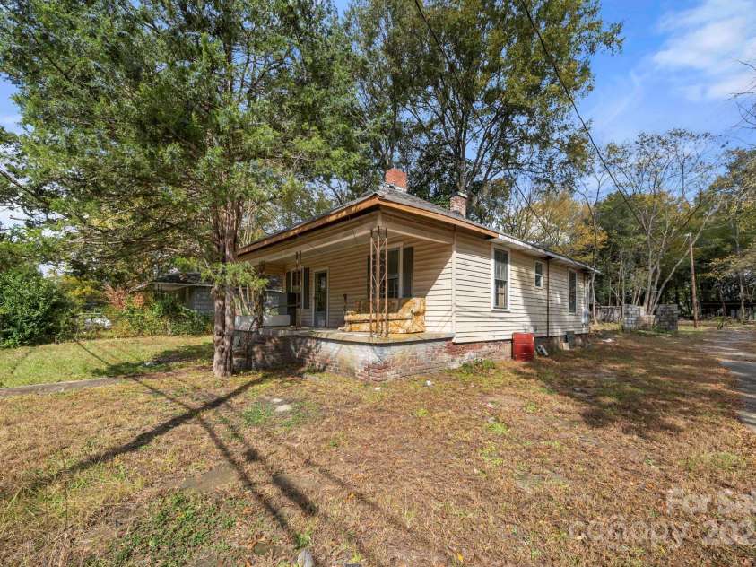 224 and 304 Bush Street, Gastonia, NC 28056.  MLS# CAR4317595, YatesRealty ID 4792. 224 Bush St 3/4 acre lot