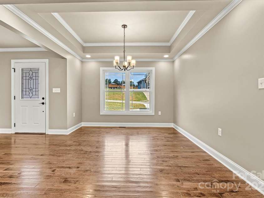 24 Eastwinds Drive, Hickory, NC 28601.  MLS# CAR4313896, YatesRealty ID 4792. Dining Room/Foyer View 