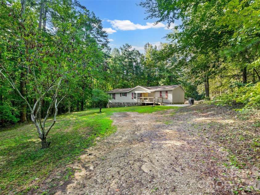 1475 Smith Woods Lane, Hickory Grove, SC 29717.  MLS# CAR4415892, YatesRealty ID 47920. 